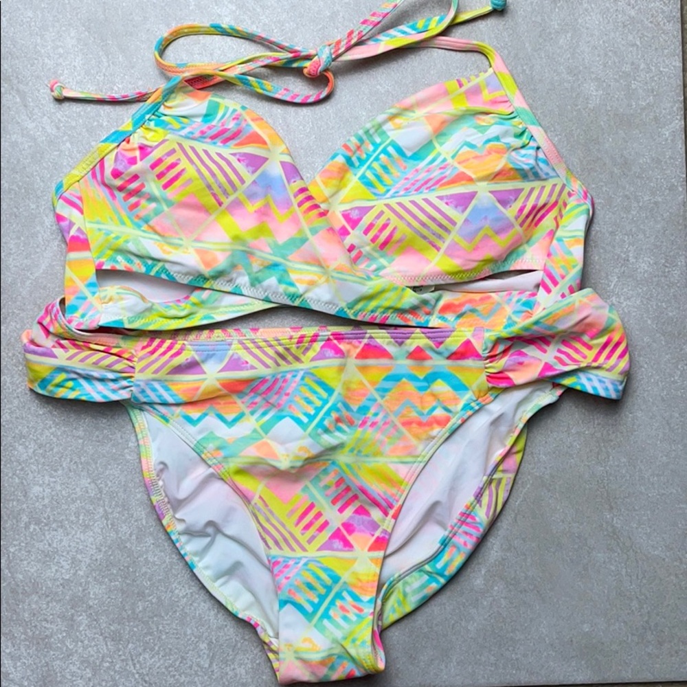 Victoria’s Secret Pink Tribal Print Bikini